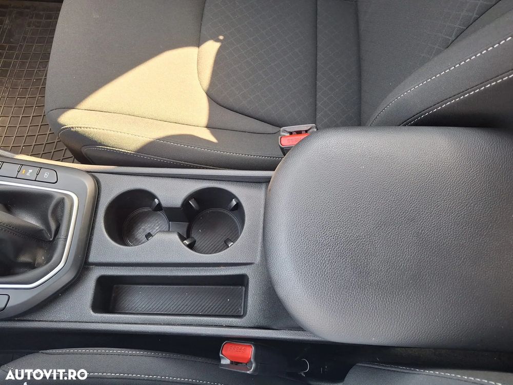 Kia Sportage 1.6 T-GDI 6MT 4x2 Urban - 26