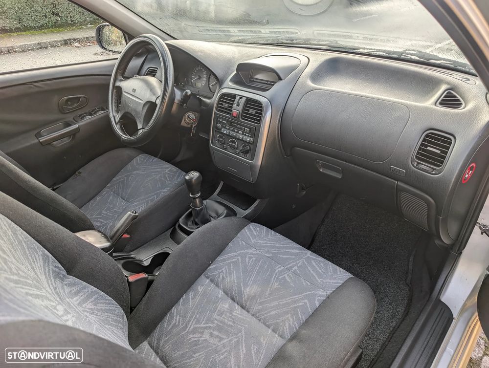 Mitsubishi Carisma SD 1.6 Avance - 4