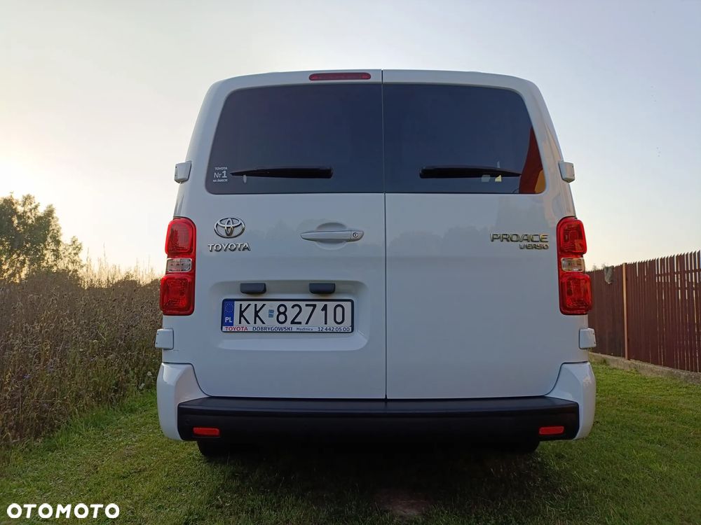 Toyota ProAce Kombi 2.0 D-4D Long 2,8t - 9