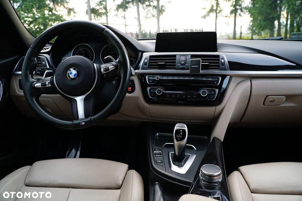 BMW Seria 3 320d xDrive M Sport Sport - 18