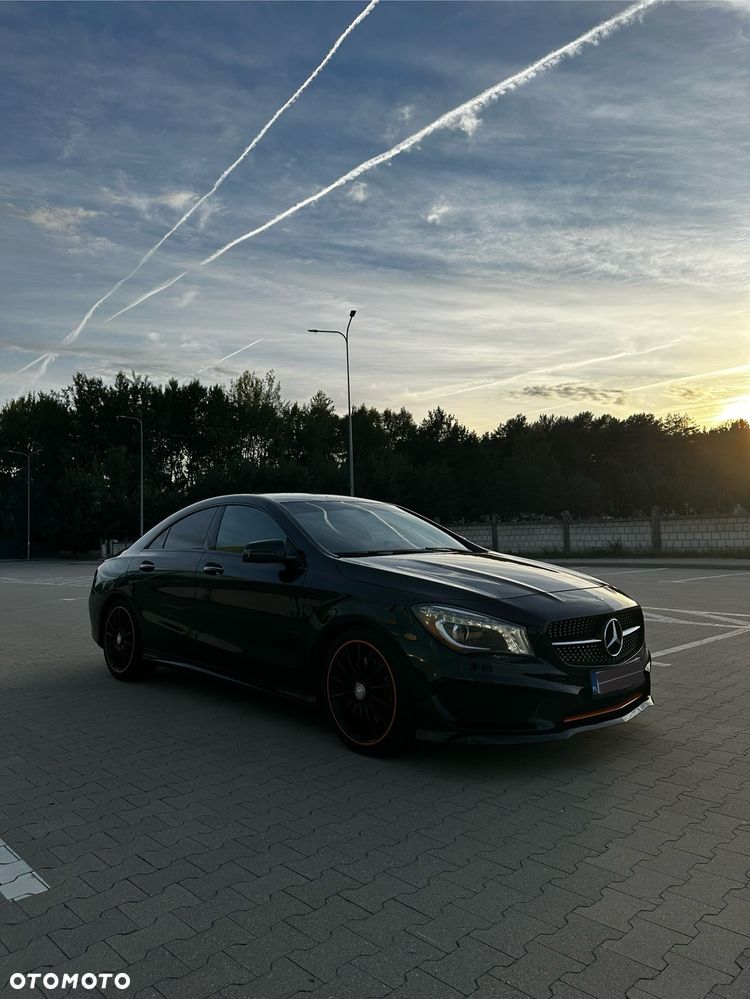 Mercedes-Benz CLA 250 7G-DCT AMG Line - 3