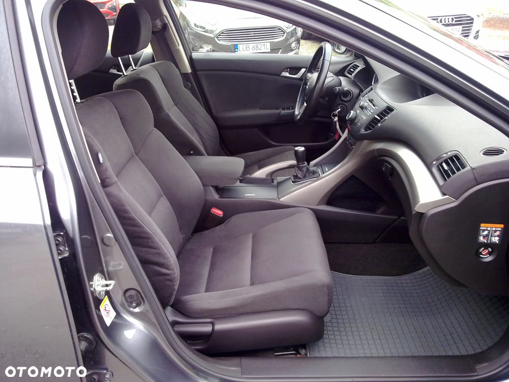 Honda Accord 2.0 Elegance - 17