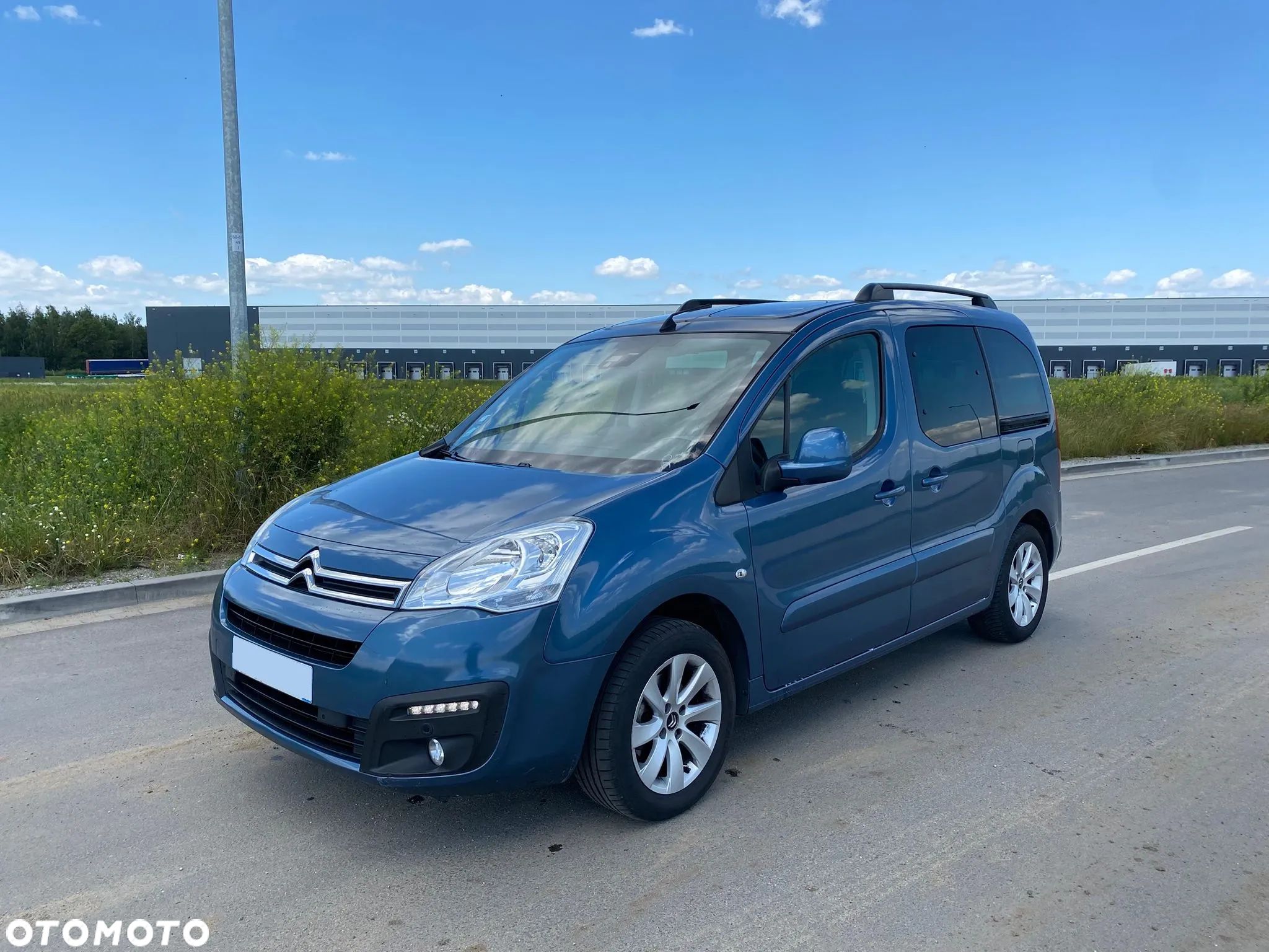 Citroën Berlingo Multispace PureTech 110 SHINE - 1