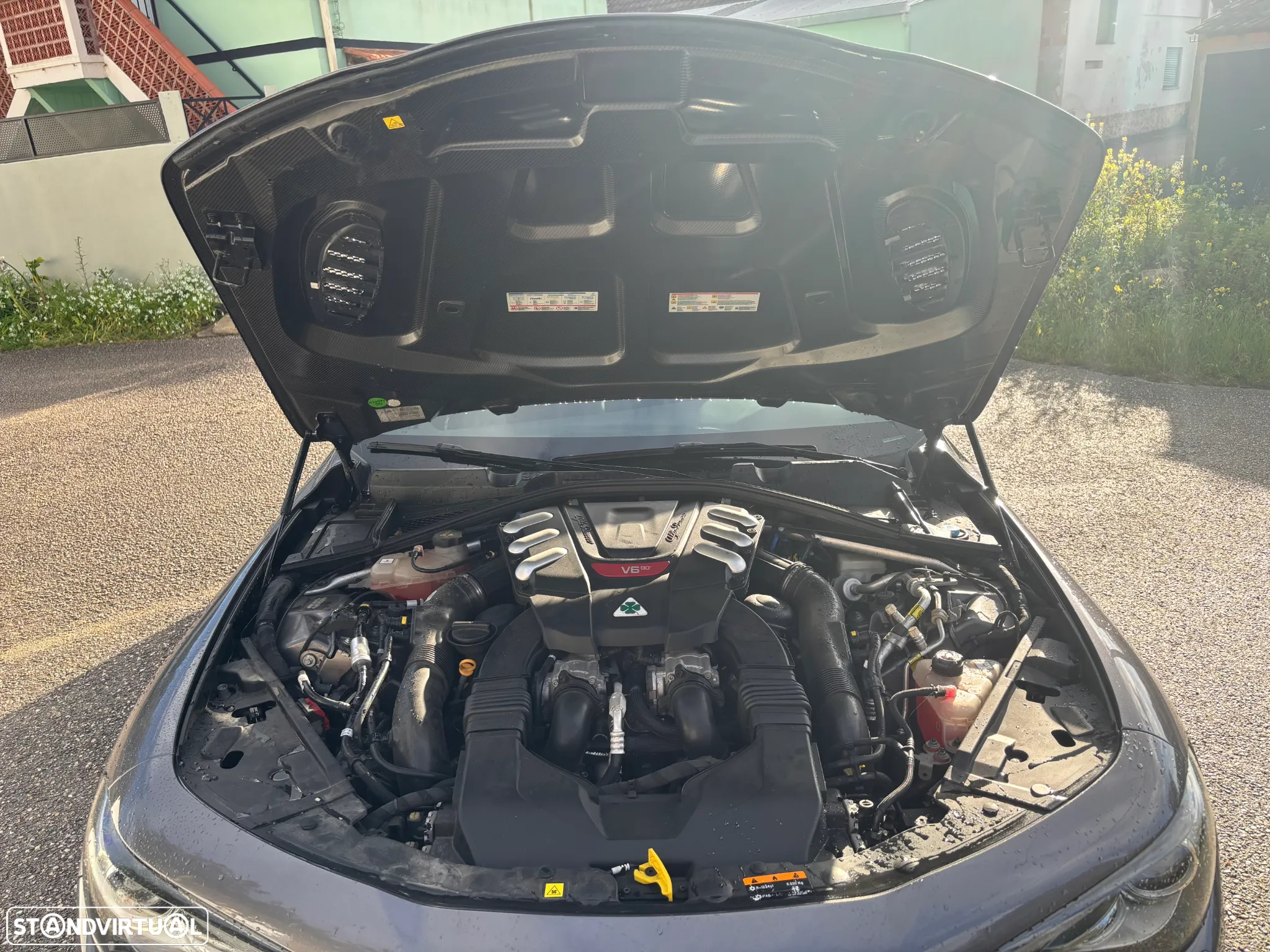 Alfa Romeo Giulia 2.9 V6 Bi-Turbo AT8 Quadrifoglio - 12