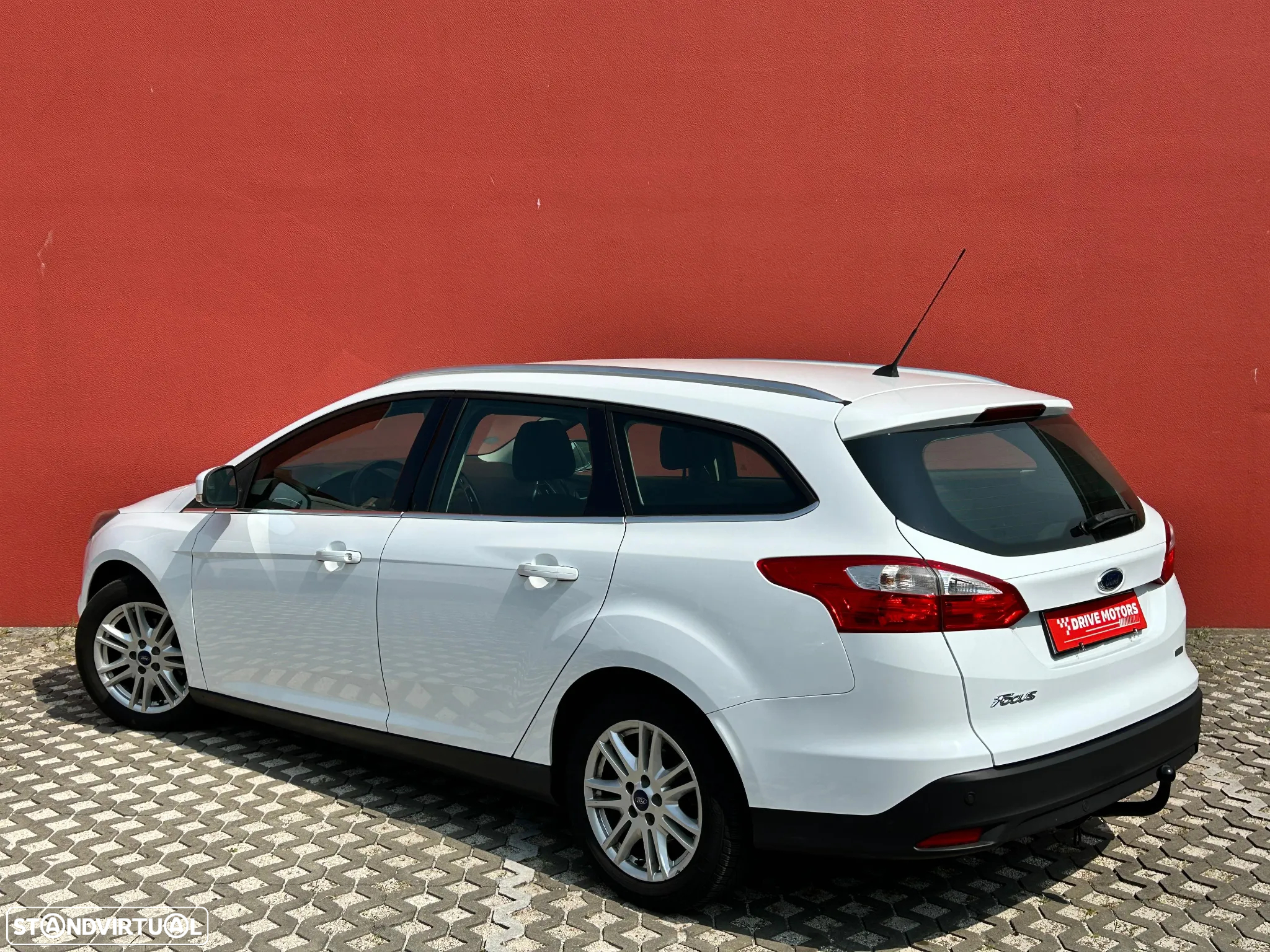 Ford Focus SW 1.0 EcoBoost S&S Business Edition - 8