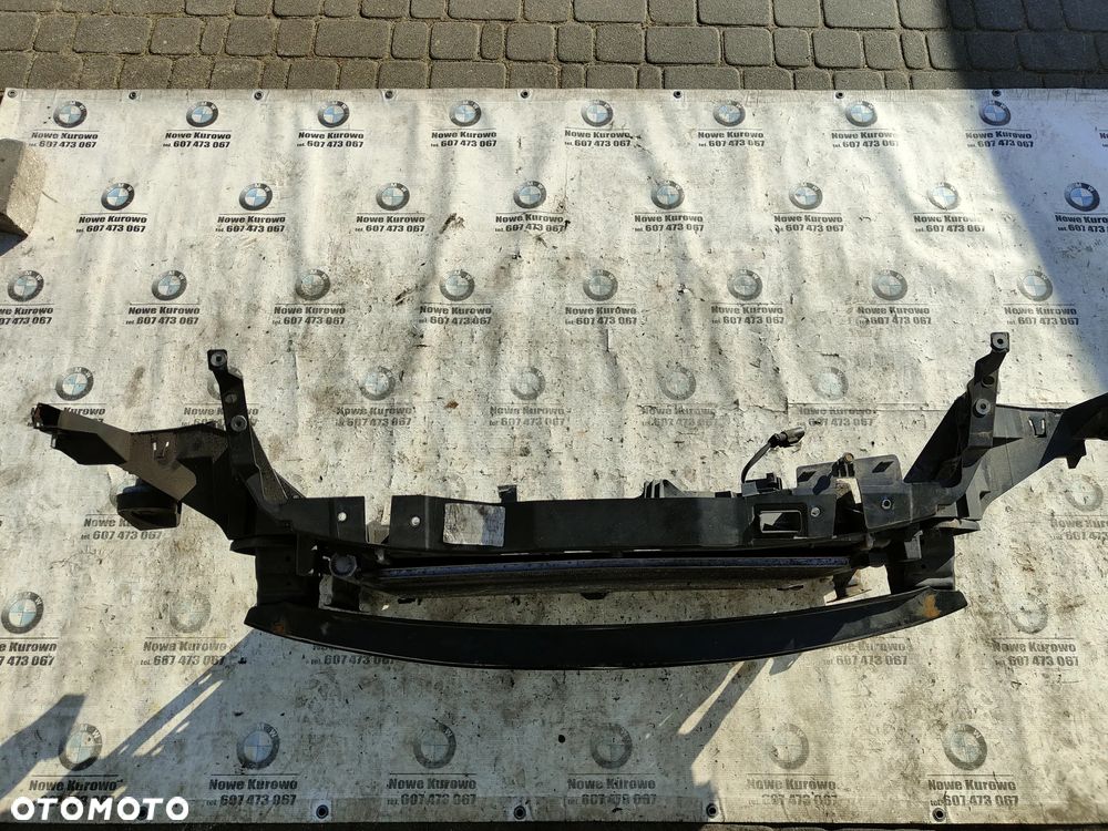 MINI Cooper Clubman R56 R55 1.6i Pas przedni chłodnice - 7