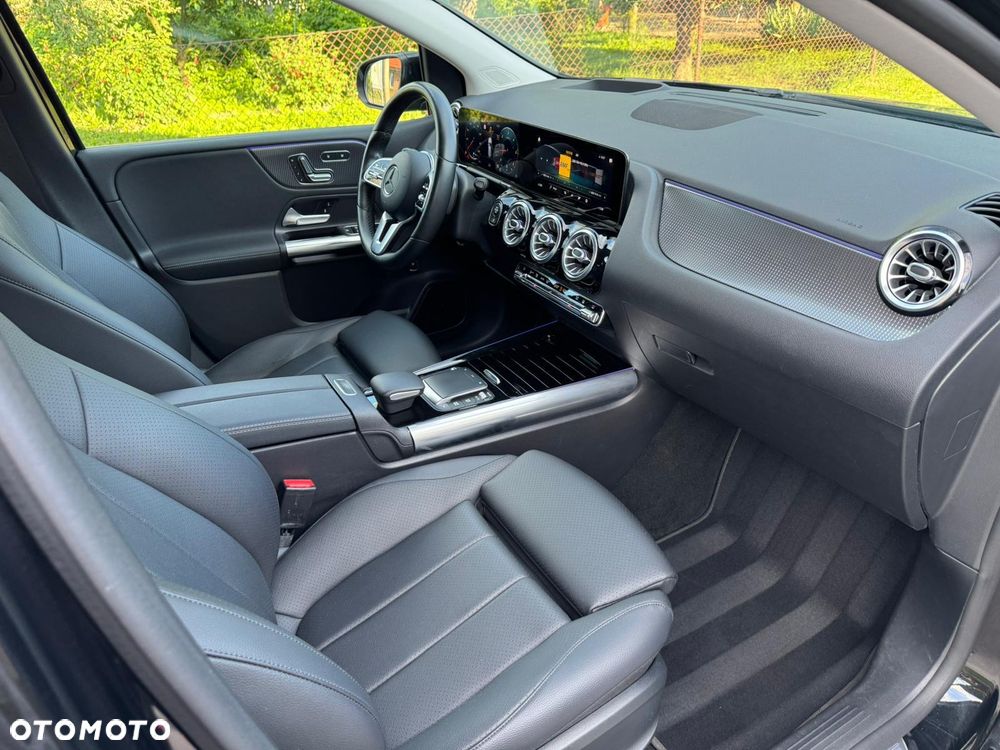 Mercedes-Benz Klasa B 220 d Progressive 8G-DCT - 24
