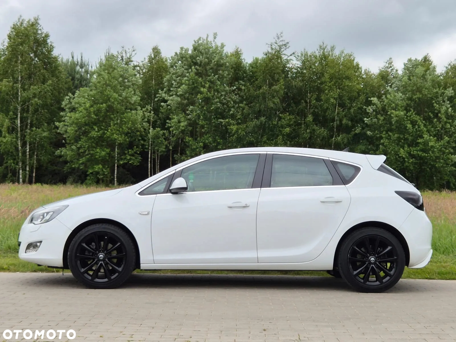 Opel Astra IV 2.0 CDTI Cosmo - 5