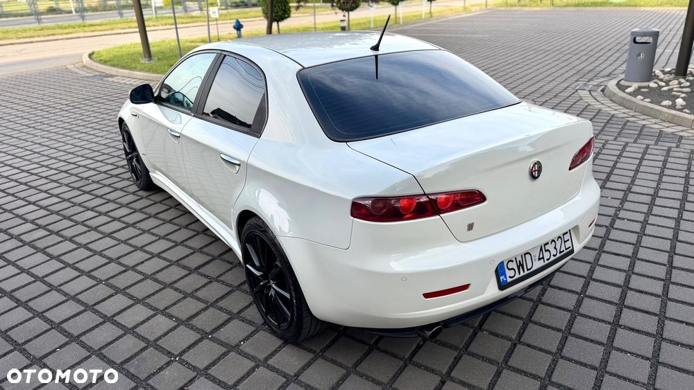 Alfa Romeo 159 1.9 JTDM 16V DPF ti - 13