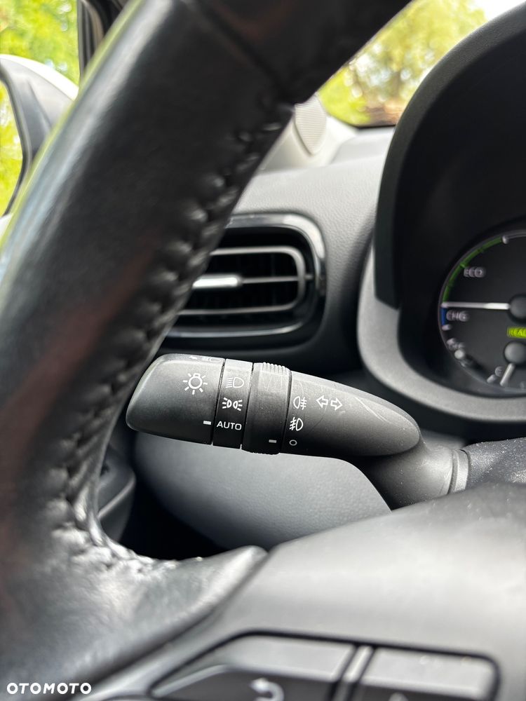 Toyota Yaris - 14