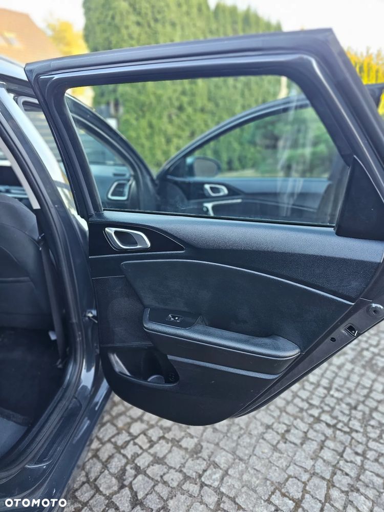 Kia Ceed 1.5 T-GDI OPF Nightline Edition - 17