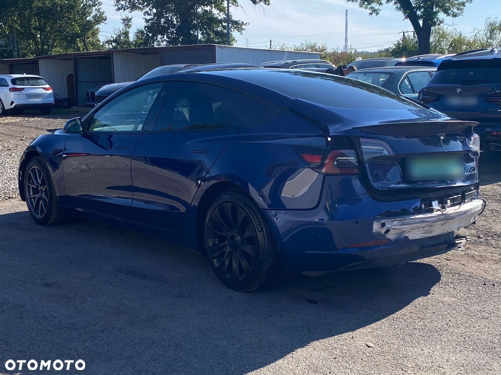 Tesla Model 3 Long Range AWD - 2