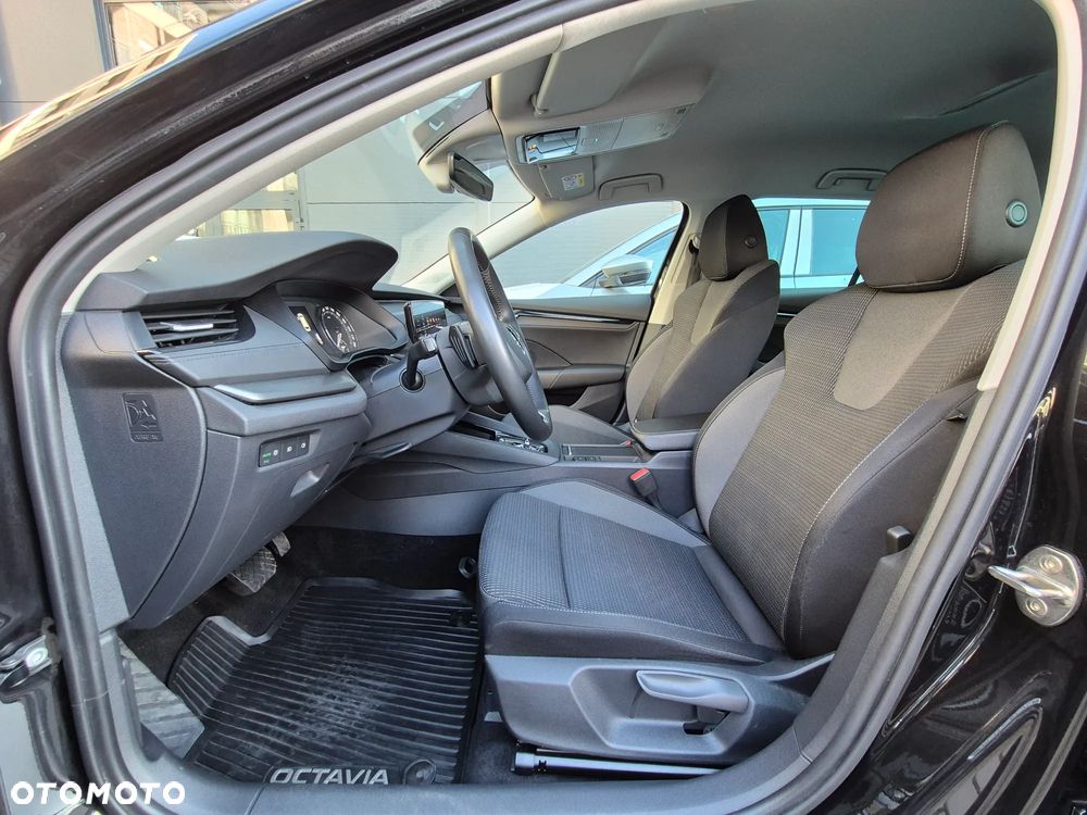 Skoda Octavia 1.5 TSI e-Tec Ambition DSG - 10