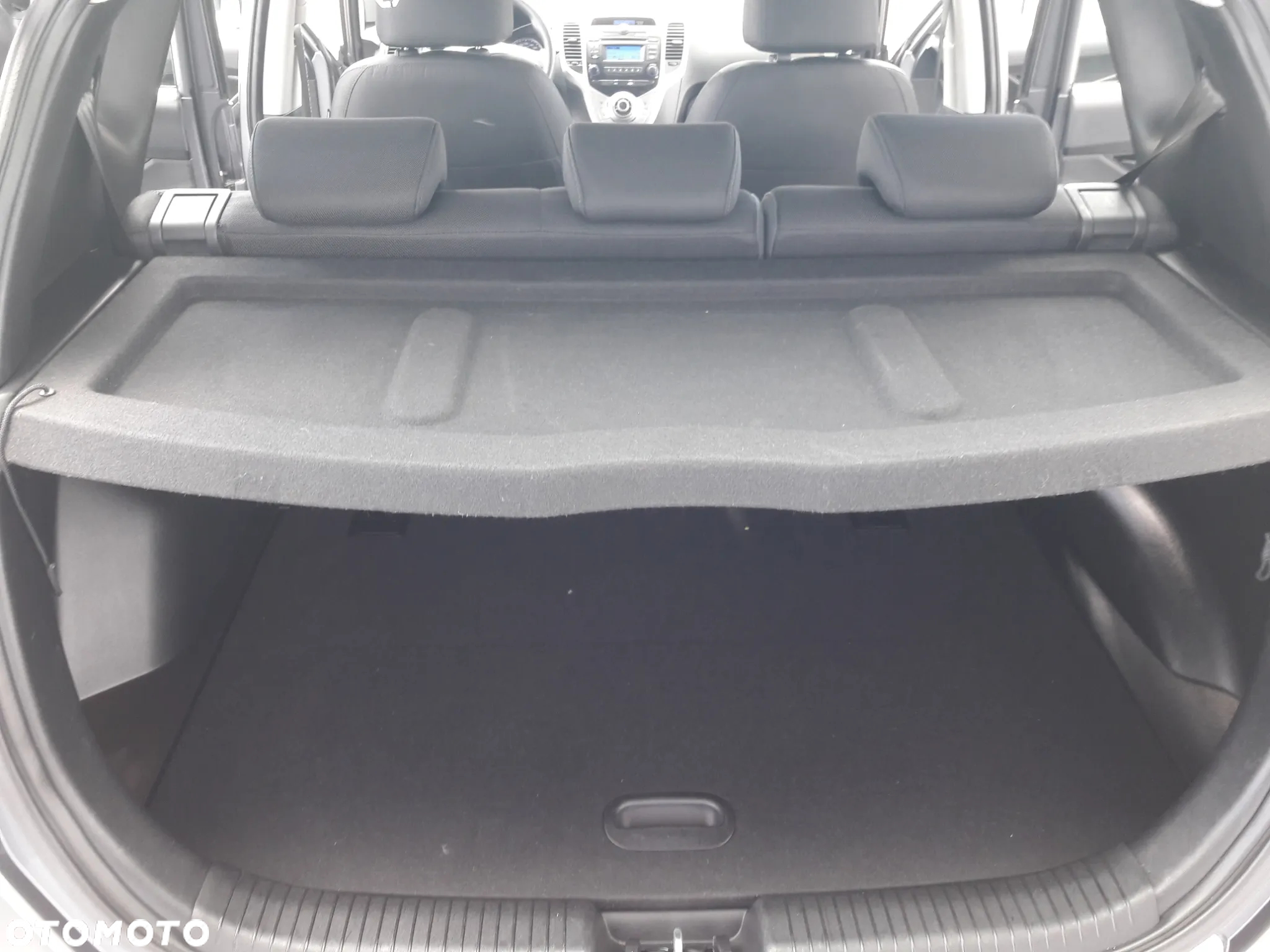 Hyundai ix20 1.4 blue - 34