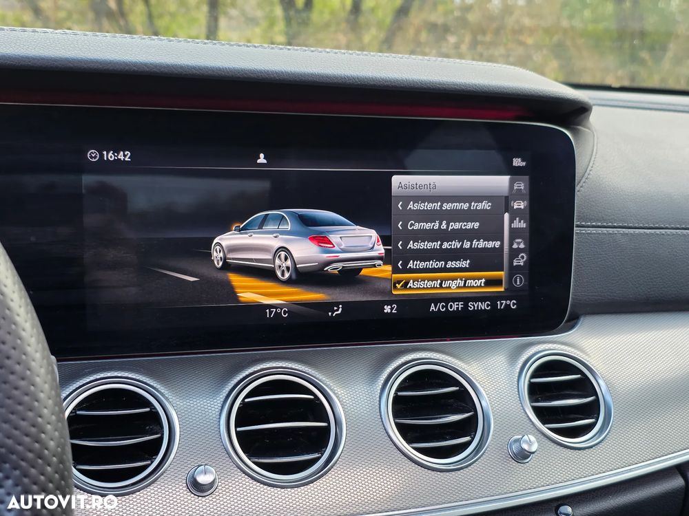 Mercedes-Benz E 220 d T 9G-TRONIC AMG Line - 14