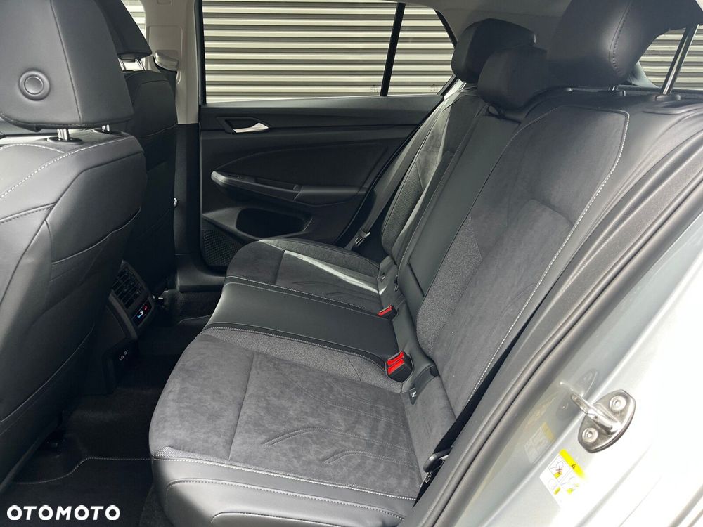 Volkswagen Golf - 15