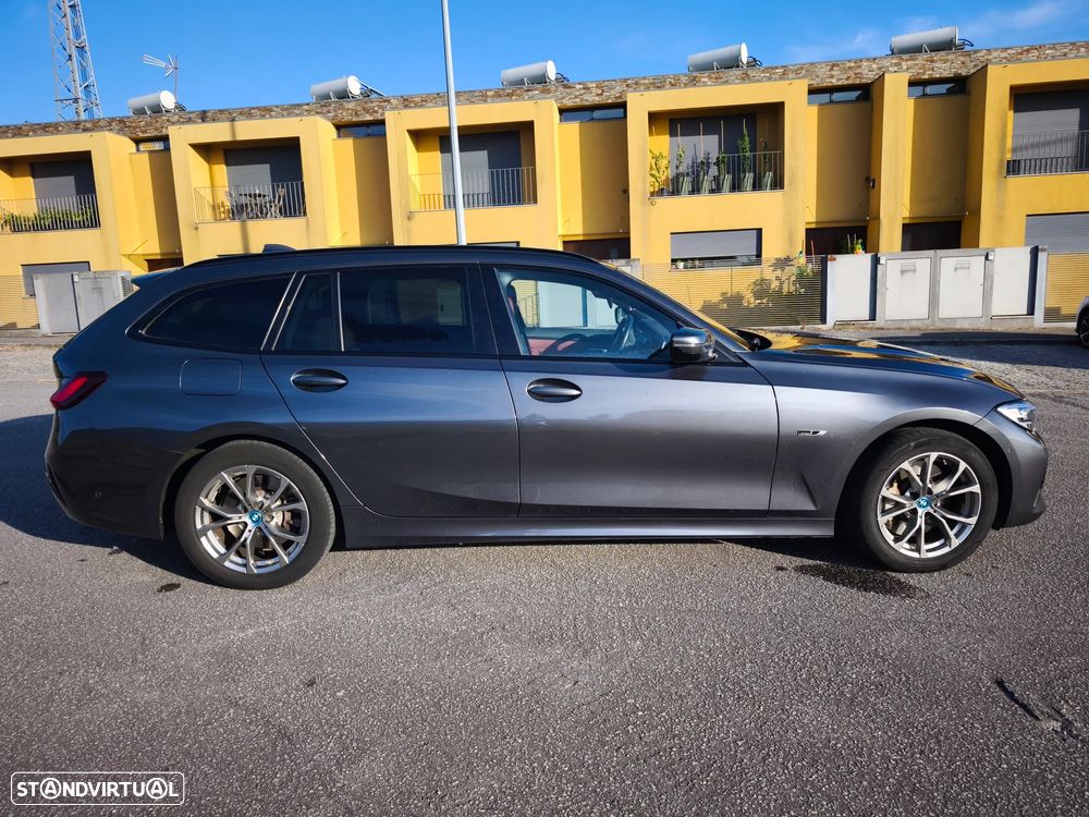 BMW 330 e Aut. Sport Line - 10