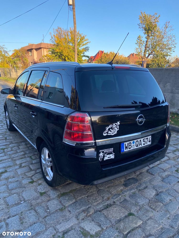 Opel Zafira - 3