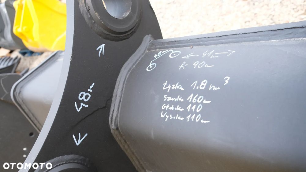 łyżka do koparki 1.8m3 sworznie fi 90mm - 8