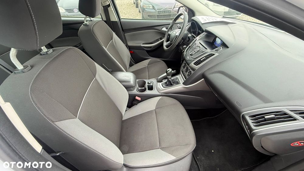 Ford Focus - 20