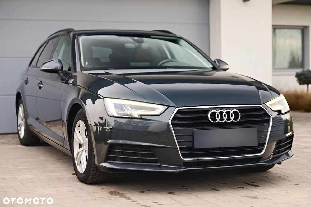 Audi A4 2.0 TDI Design S tronic - 15