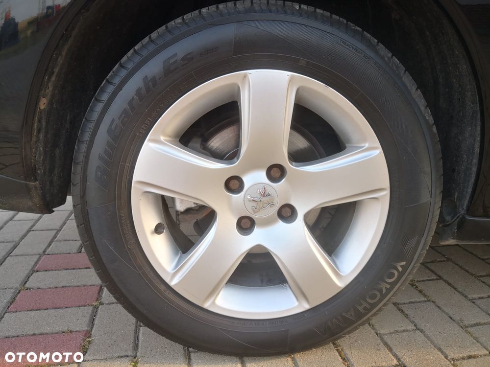 Peugeot 3008 1.6 Premium - 12