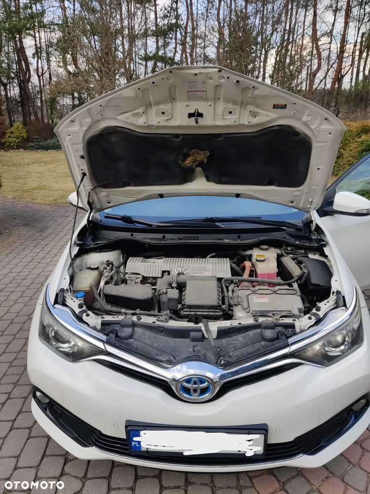 Toyota Auris Hybrid 135 Premium - 29