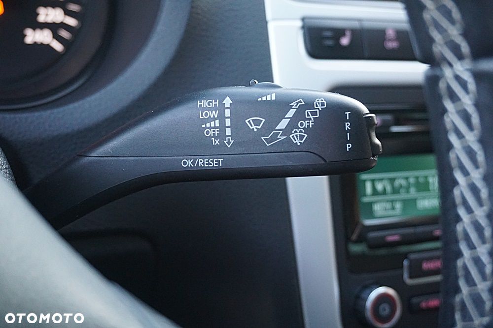 Volkswagen Polo 1.2 MATCH - 31