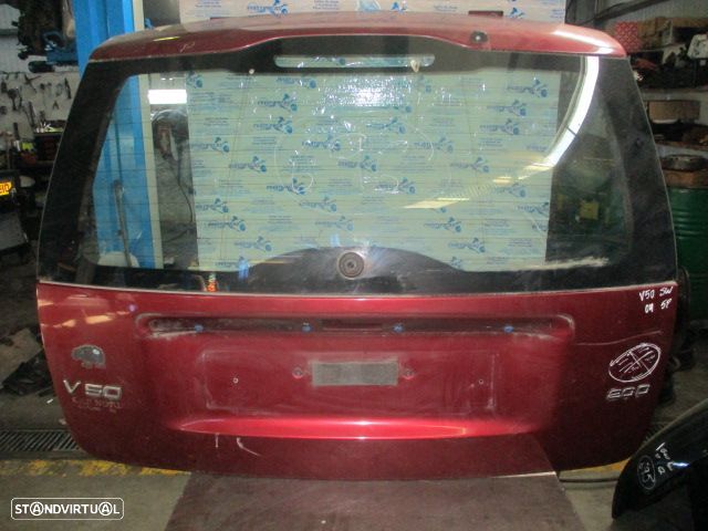 Porta Da Mala MALA696 VOLVO V50 SW 2004 5P VERMELHA - 2