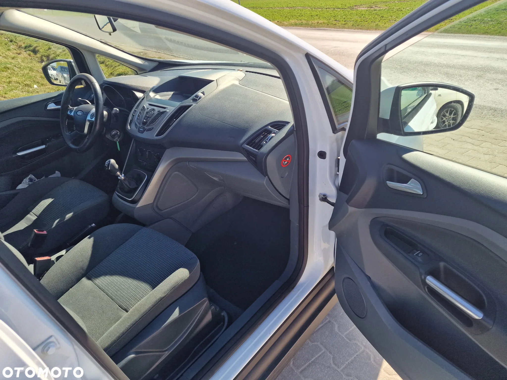 Ford C-MAX 1.6 TDCi Ambiente - 26