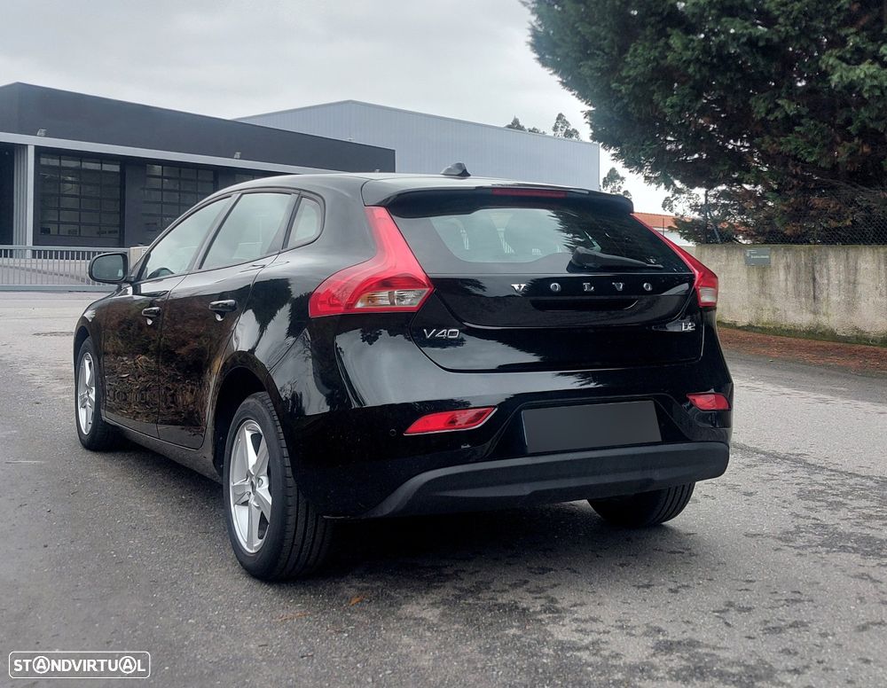 Volvo V40 2.0 D2 Kinetic - 8