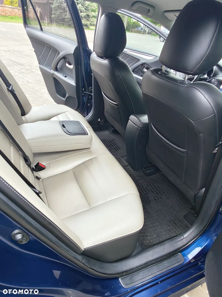 Toyota Avensis 1.8 Selection - 22