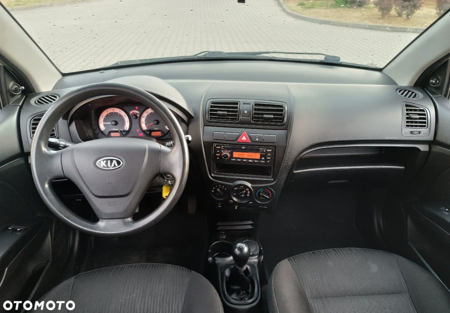 Kia Picanto - 17