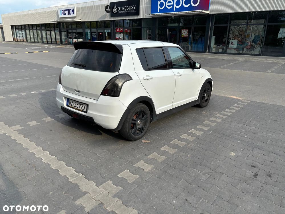 Suzuki Swift - 18