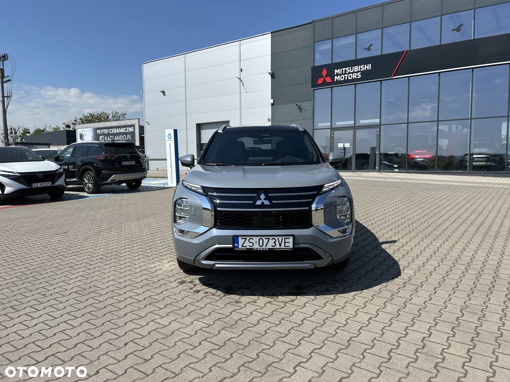 Mitsubishi Outlander Instyle Plus - 8