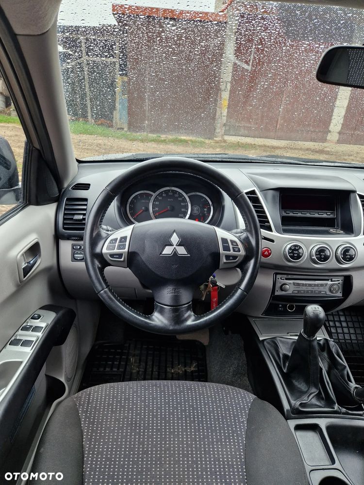 Mitsubishi L200 2.5 DID DC Intense (6air) Safety HP - 7