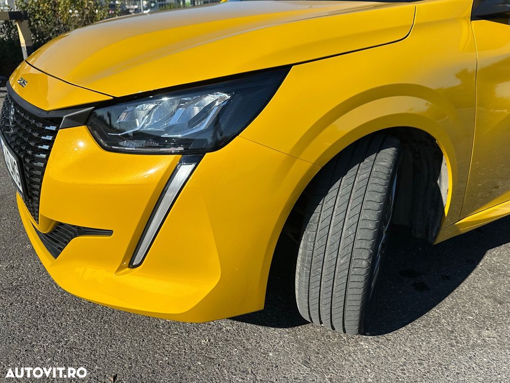 Peugeot 208 1.2 L PureTech STT EAT8 Active Pack - 6