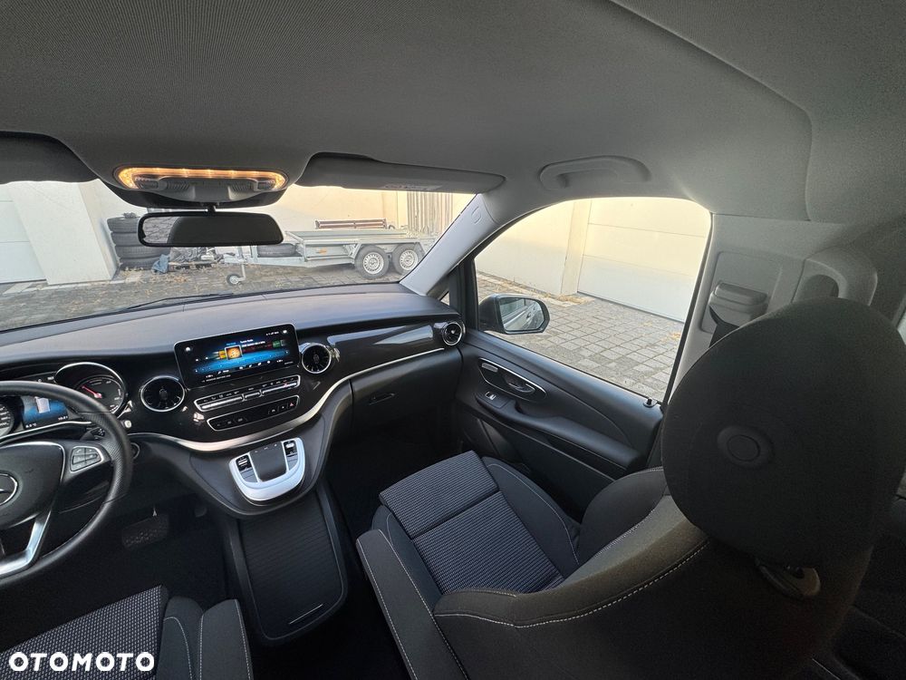 Mercedes-Benz EQV - 36