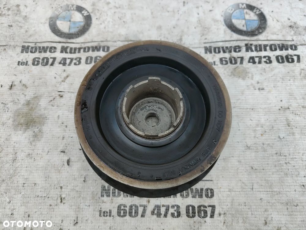 BMW E87 E90 E60 E65 E83 E53 E70 2.0d 3.0d M47 M57 Koło pasowe wału Stan BDB - 1