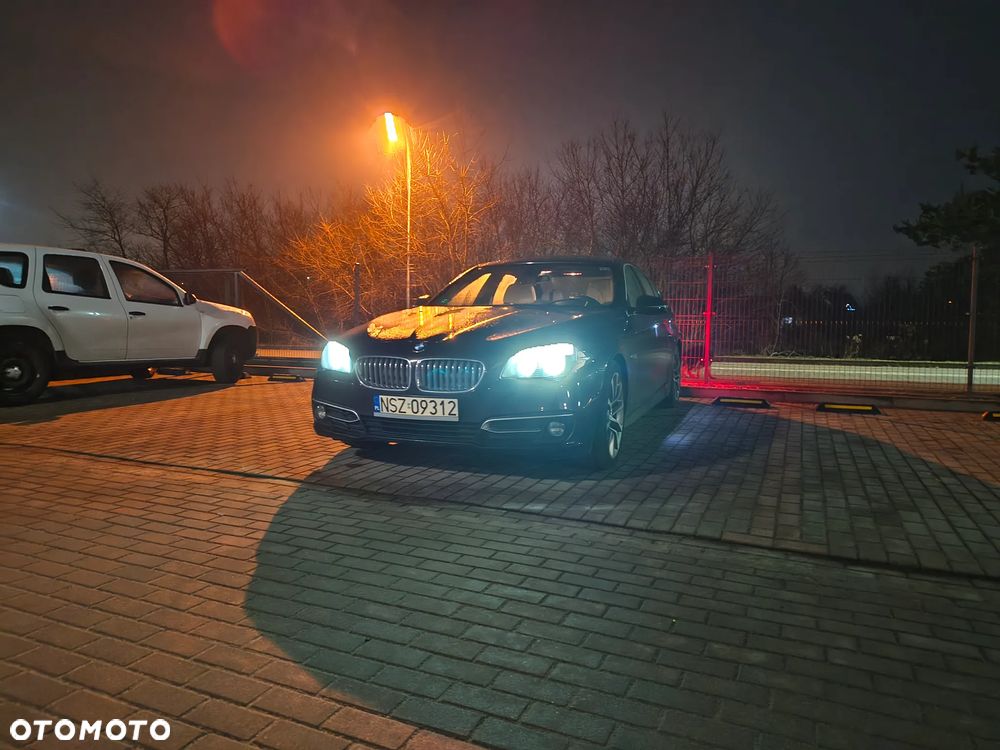 BMW Seria 5 528i Modern Line - 18