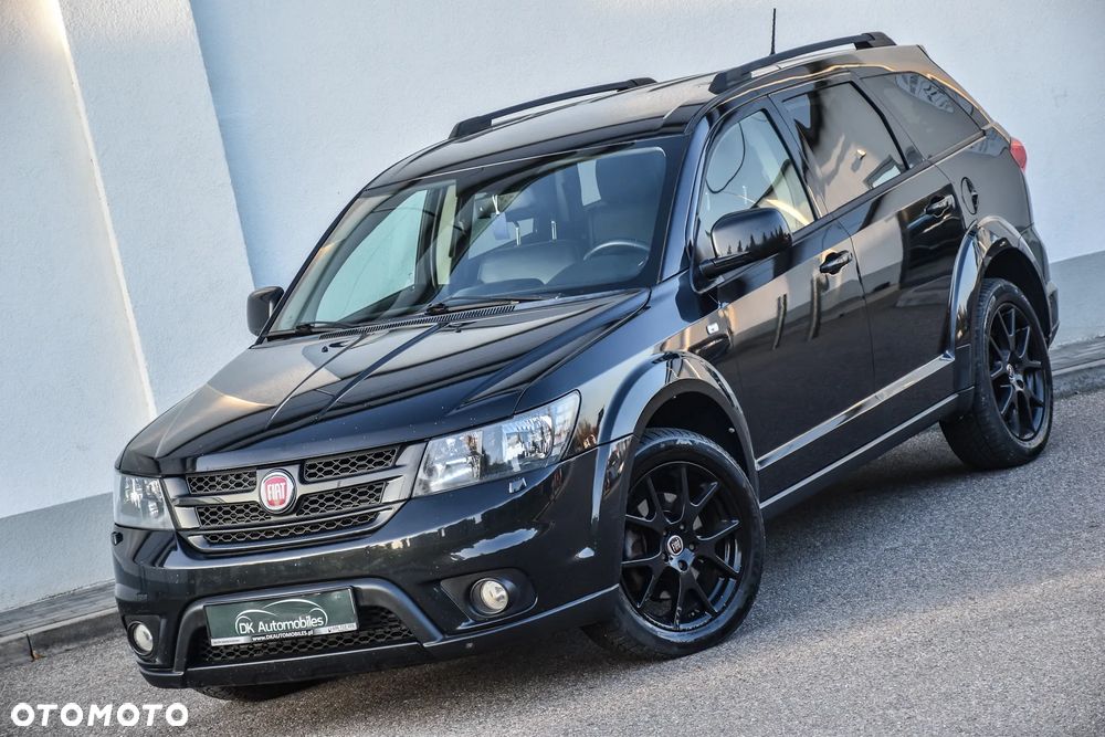 Fiat Freemont 2.0 Multijet Black Code AWD - 3