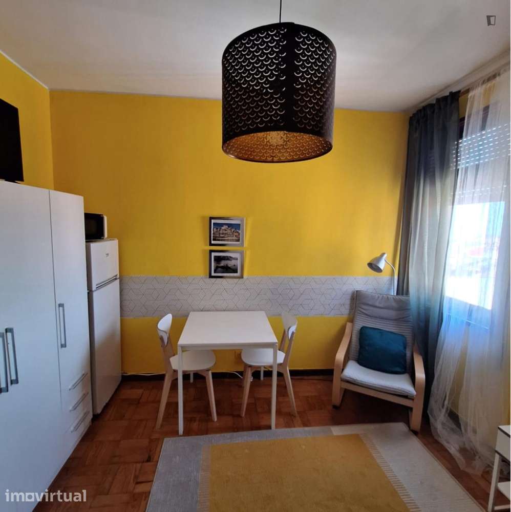 Quarto - localizado em Cedofeita Porto - Grande imagem: 5/12