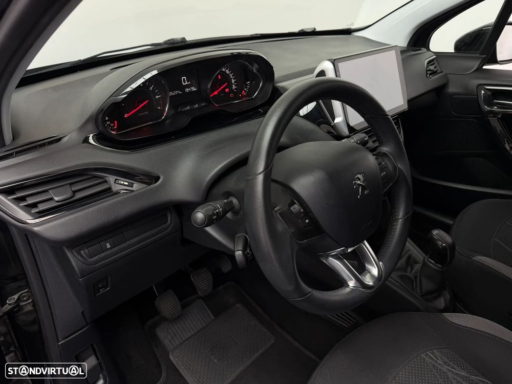 Peugeot 208 1.2 PureTech Style - 9