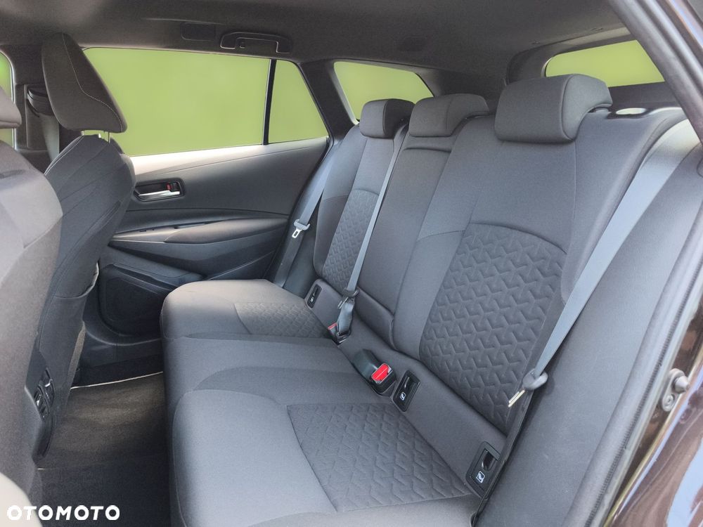 Toyota Corolla 1.8 Hybrid Comfort - 13
