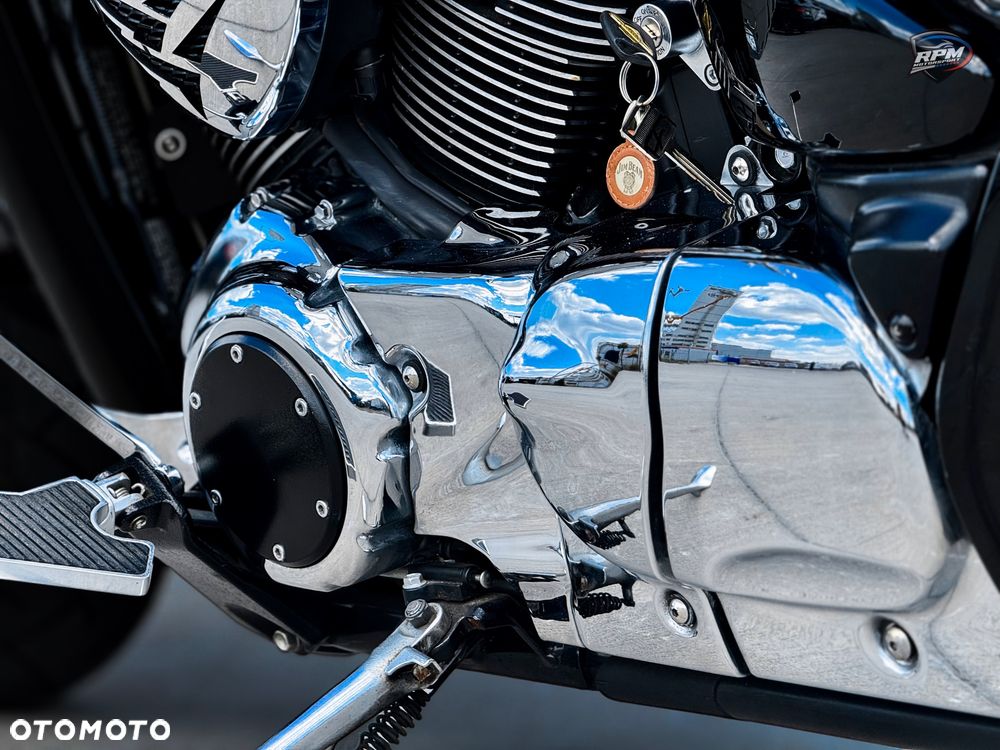 Suzuki Boulevard - 14