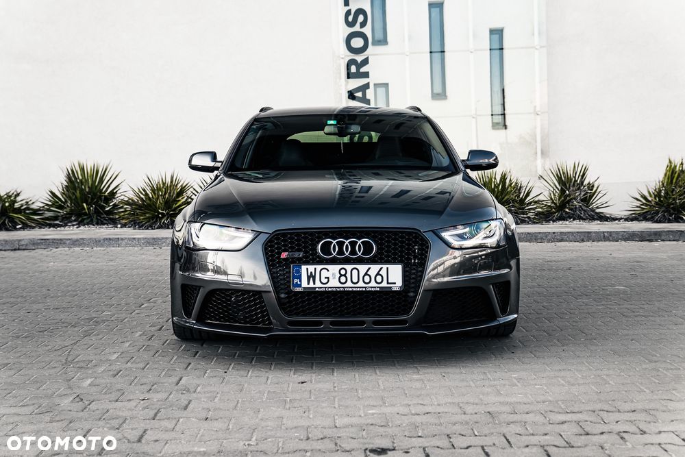 Audi RS4 Avant Avant S tronic - 8