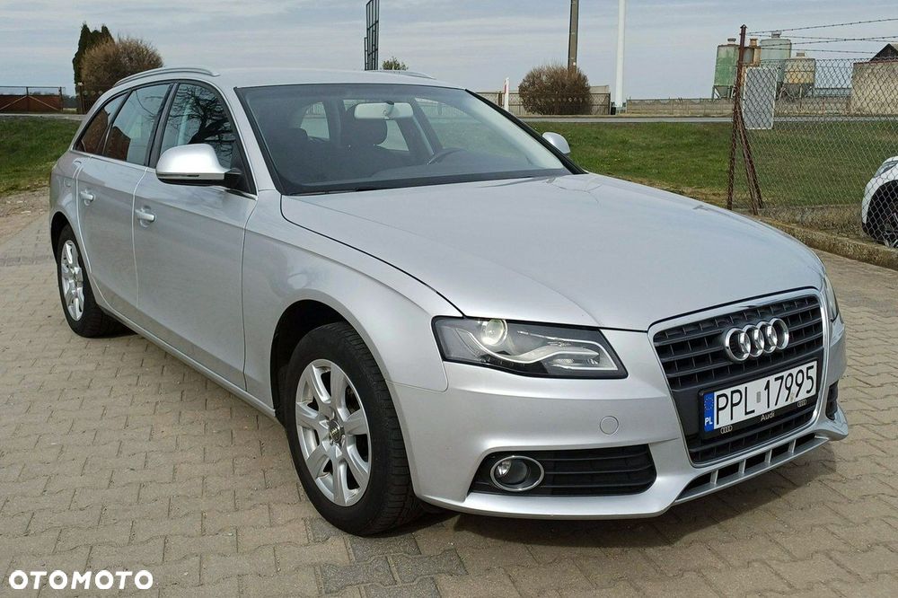 Audi A4 Avant - 1