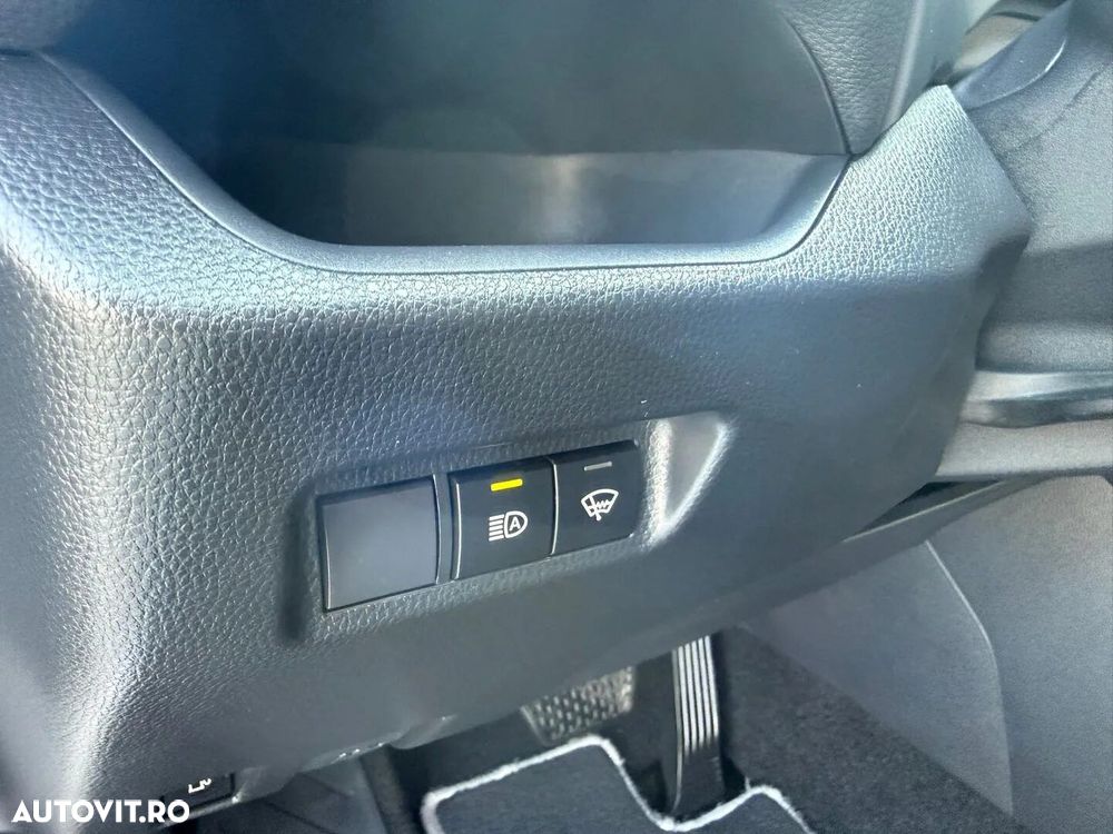 Toyota RAV4 - 11