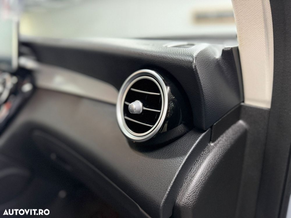 Mercedes-Benz GLC - 14