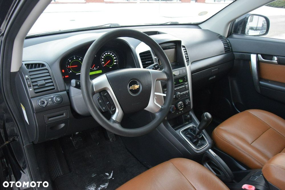 Chevrolet Captiva - 27